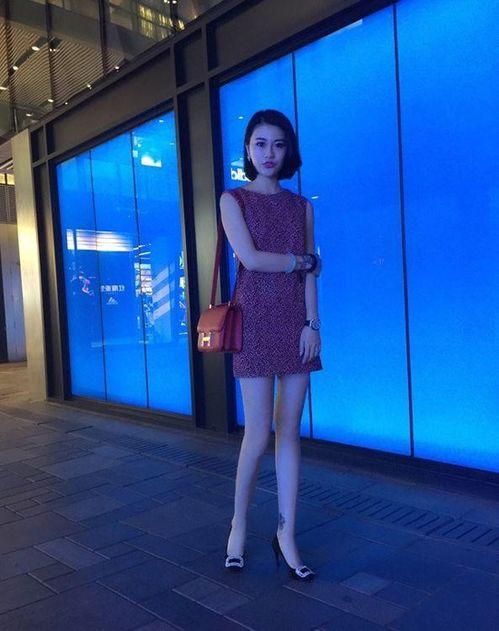 娱乐吃瓜酱同学结婚,甜蜜婚礼见证爱情传奇  第2张